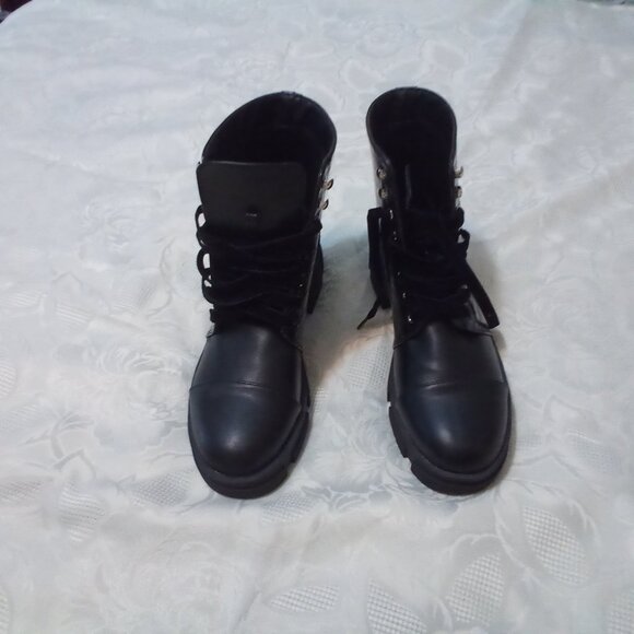 Boots - Picture 2 of 3